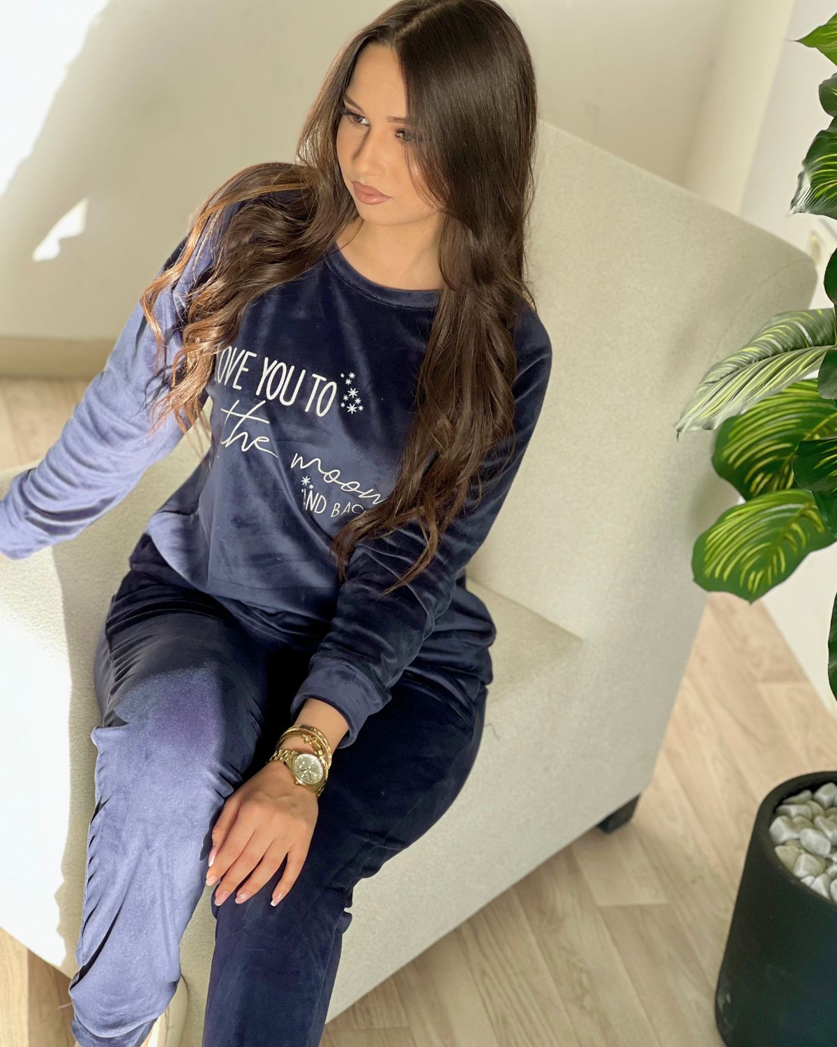 Étoile de Nuit: Pyjama Velours Luxueux