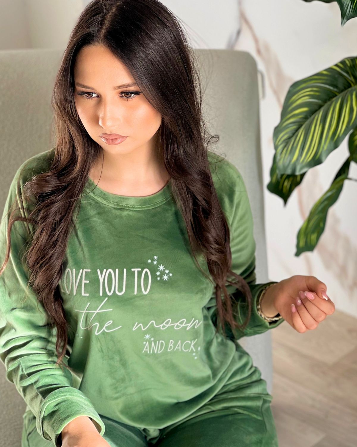 Étoile de Nuit: Pyjama Velours Luxueux